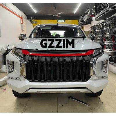 Auto Parts Black Red Car Bumper Grille For Mitsubishi Triton L200 2019